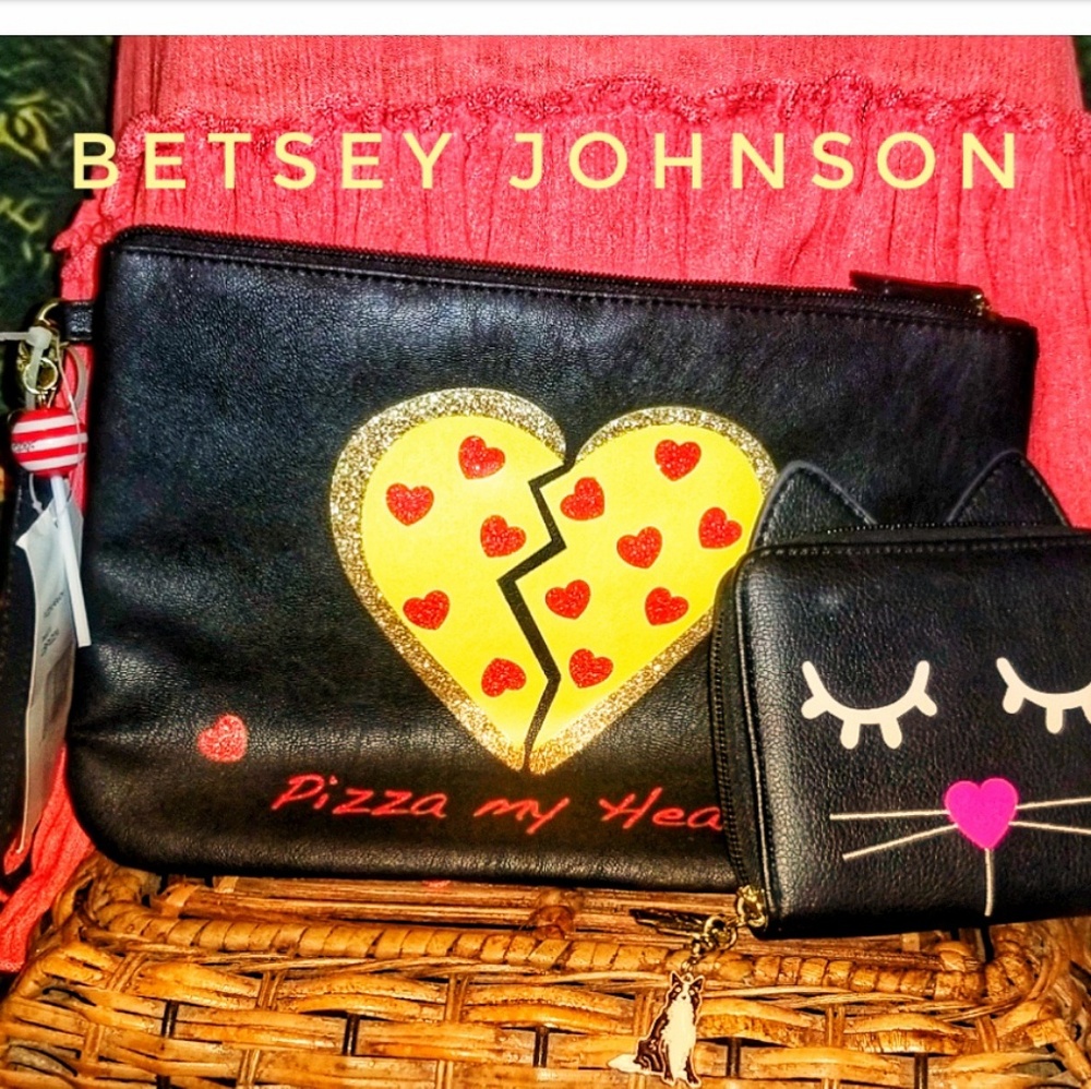 Betsey Johnson wristlet